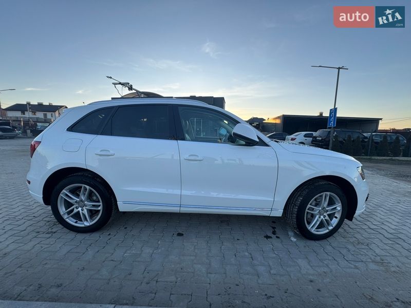 Позашляховик / Кросовер Audi Q5 2013 в Львові