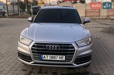 Внедорожник / Кроссовер Audi Q5 2017 в Ивано-Франковске