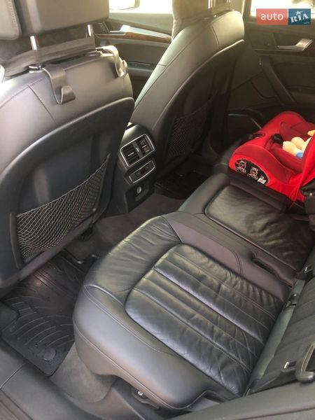 Внедорожник / Кроссовер Audi Q5 2017 в Ивано-Франковске