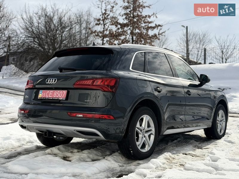 Позашляховик / Кросовер Audi Q5 2018 в Сумах