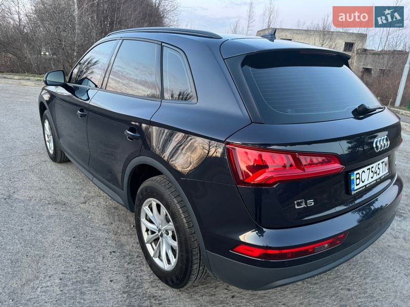 Внедорожник / Кроссовер Audi Q5 2017 в Сколе фото 5 Внедорожник / Кроссовер Audi Q5 2017 в Сколе