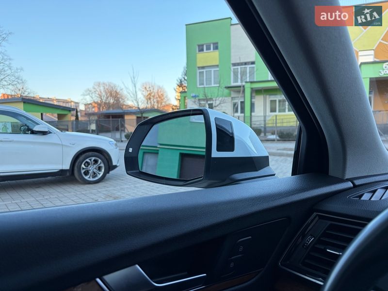 Внедорожник / Кроссовер Audi Q5 2020 в Ивано-Франковске