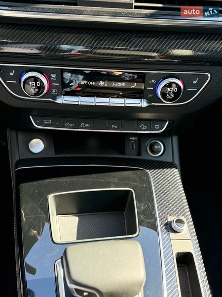 Позашляховик / Кросовер Audi Q5 2023 в Бориславі