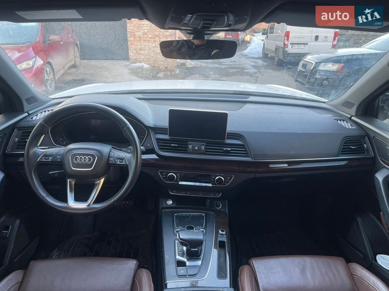 Позашляховик / Кросовер Audi Q5 2018 в Рівному