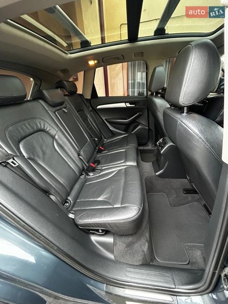 Внедорожник / Кроссовер Audi Q5 2009 в Мукачево