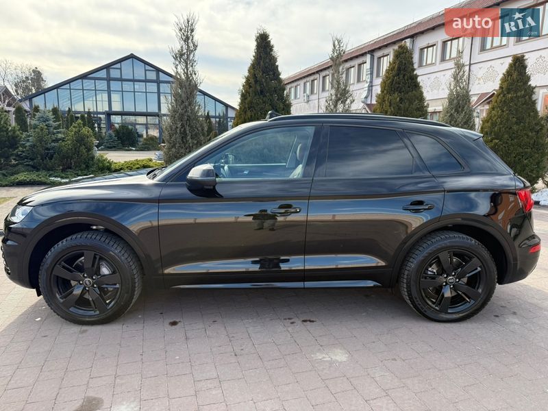 Позашляховик / Кросовер Audi Q5 2017 в Стрию