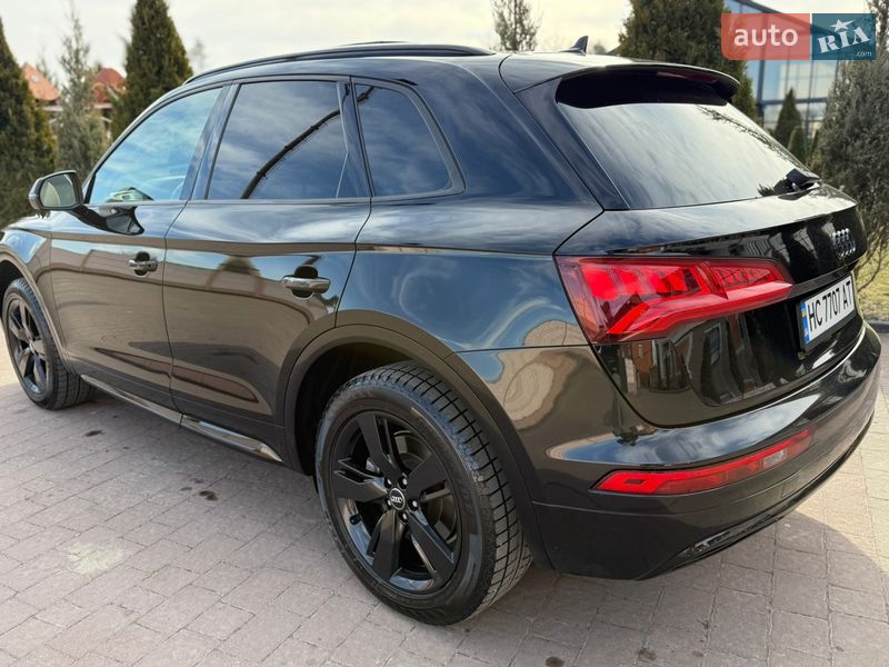 Позашляховик / Кросовер Audi Q5 2017 в Стрию
