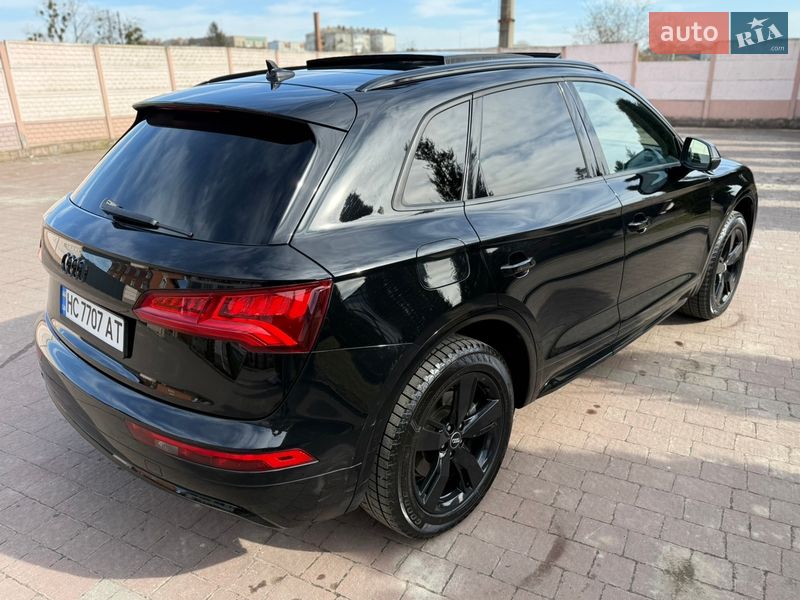 Позашляховик / Кросовер Audi Q5 2017 в Стрию