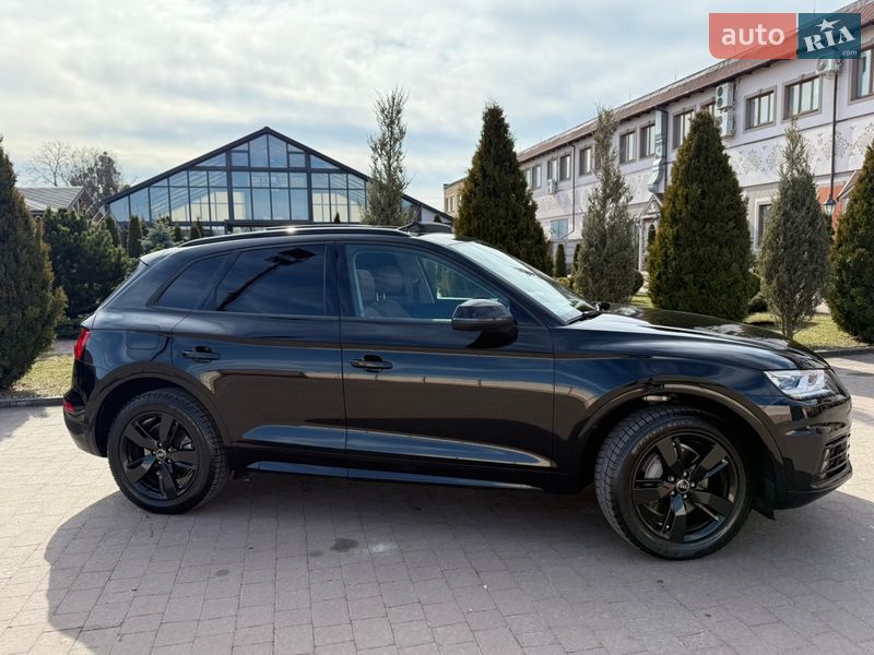 Позашляховик / Кросовер Audi Q5 2017 в Стрию