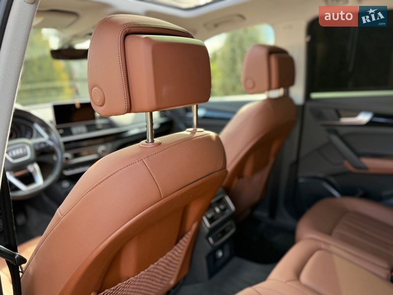 Позашляховик / Кросовер Audi Q5 2017 в Стрию