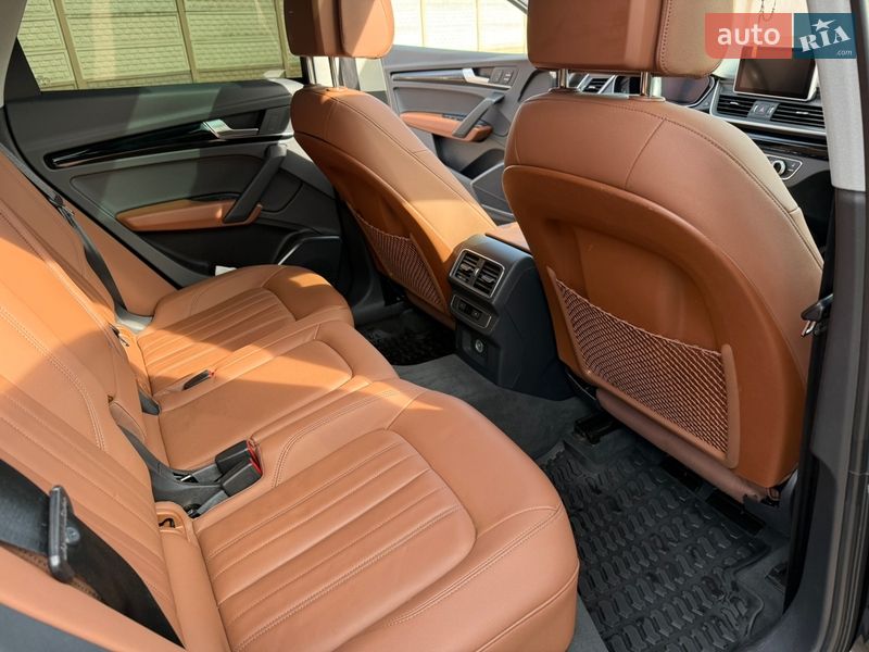 Позашляховик / Кросовер Audi Q5 2017 в Стрию