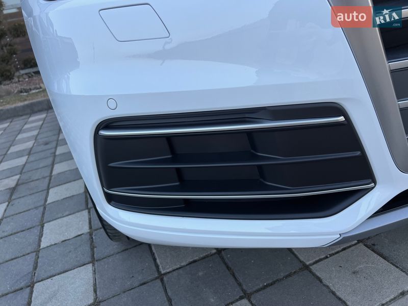 Позашляховик / Кросовер Audi Q5 2018 в Стрию