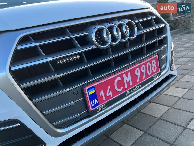 Позашляховик / Кросовер Audi Q5 2018 в Стрию