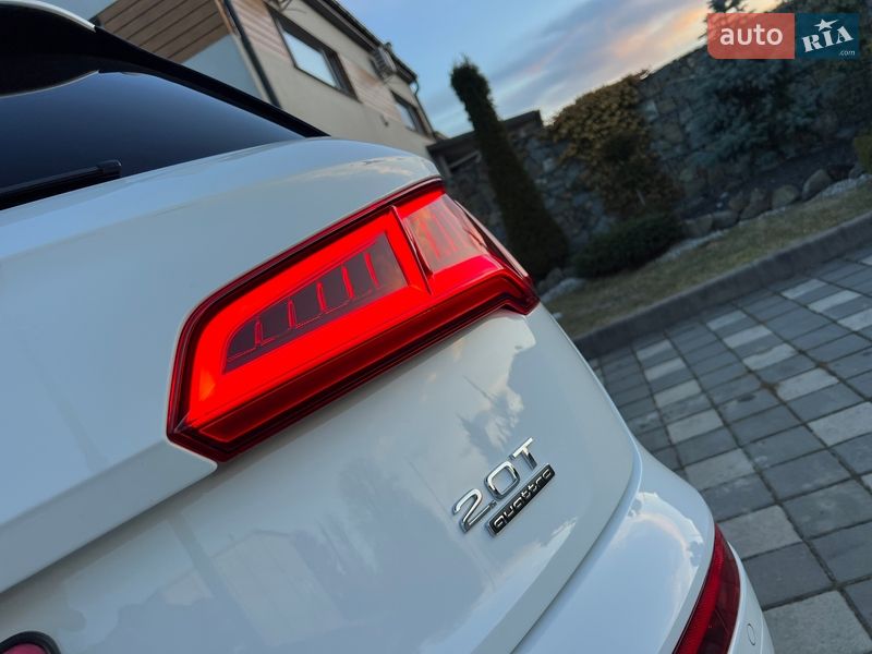 Позашляховик / Кросовер Audi Q5 2018 в Стрию