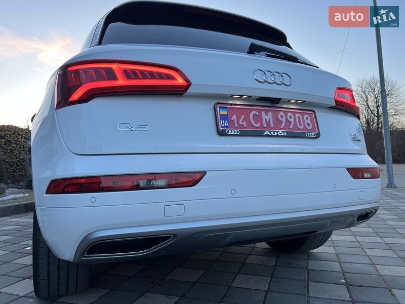 Позашляховик / Кросовер Audi Q5 2018 в Стрию
