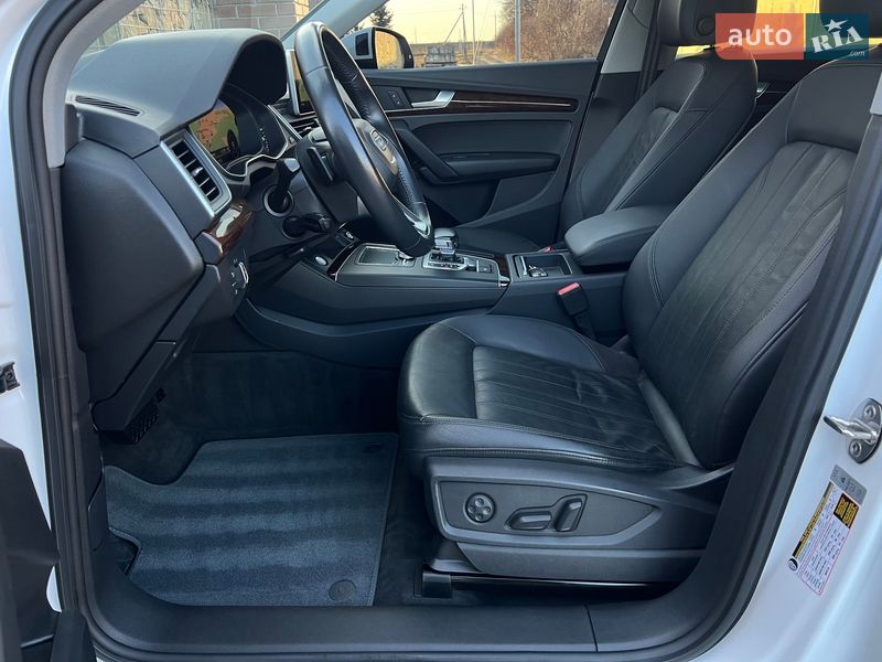 Позашляховик / Кросовер Audi Q5 2018 в Стрию