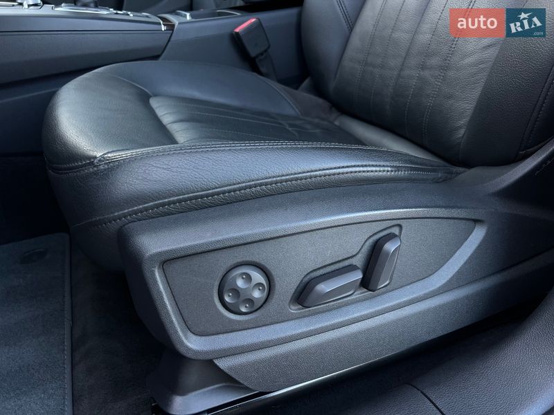 Позашляховик / Кросовер Audi Q5 2018 в Стрию