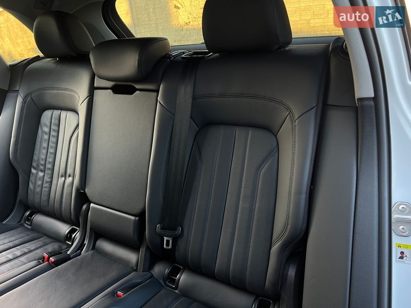 Позашляховик / Кросовер Audi Q5 2018 в Стрию