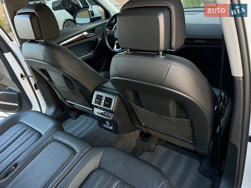 Позашляховик / Кросовер Audi Q5 2018 в Стрию