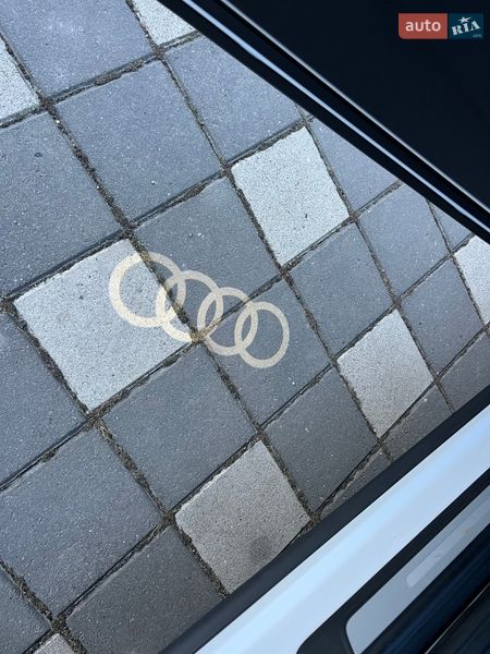 Позашляховик / Кросовер Audi Q5 2018 в Стрию