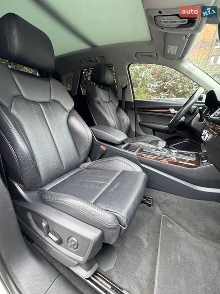 Внедорожник / Кроссовер Audi Q5 2018 в Луцке