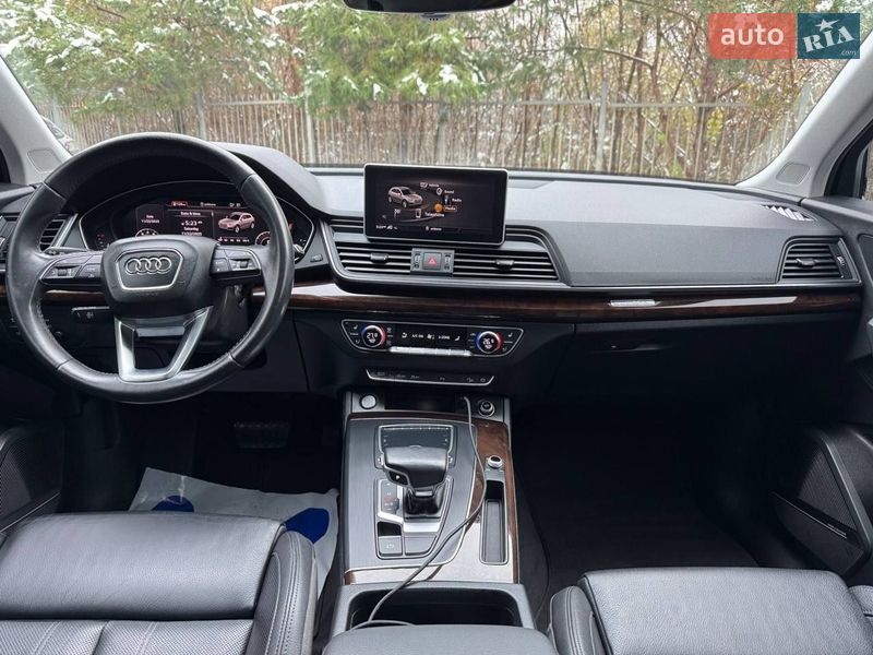 Внедорожник / Кроссовер Audi Q5 2018 в Луцке