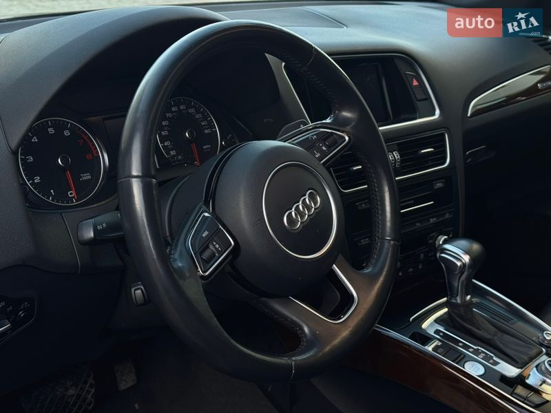 Внедорожник / Кроссовер Audi Q5 2015 в Ровно