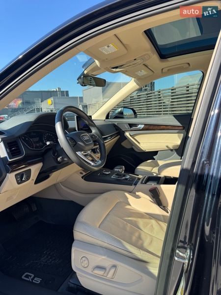 Внедорожник / Кроссовер Audi Q5 2019 в Киеве