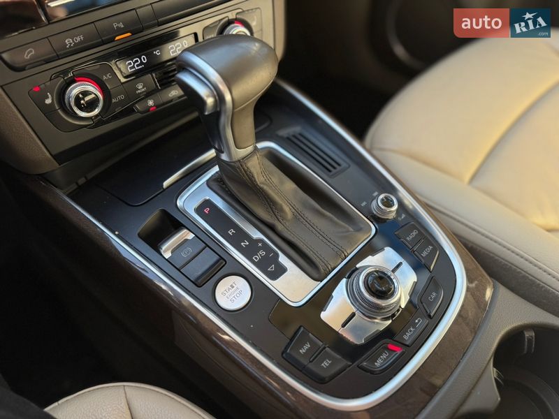 Позашляховик / Кросовер Audi Q5 2015 в Києві