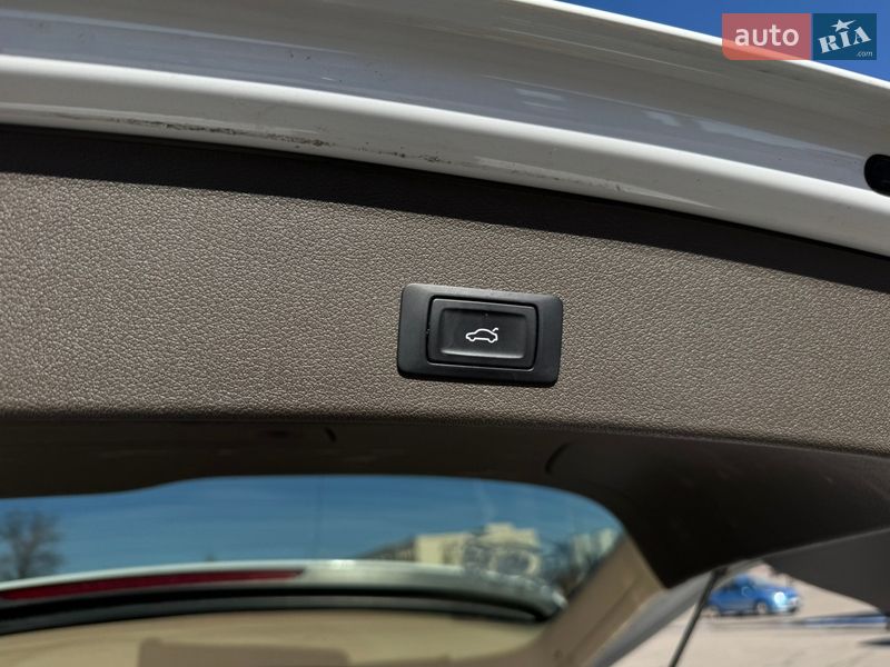 Позашляховик / Кросовер Audi Q5 2015 в Києві