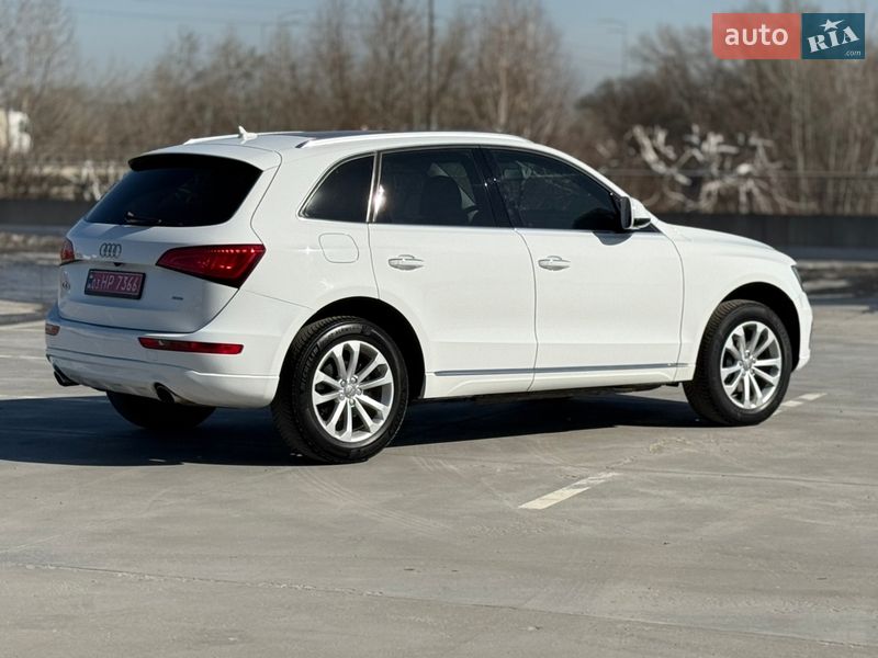 Внедорожник / Кроссовер Audi Q5 2016 в Киеве