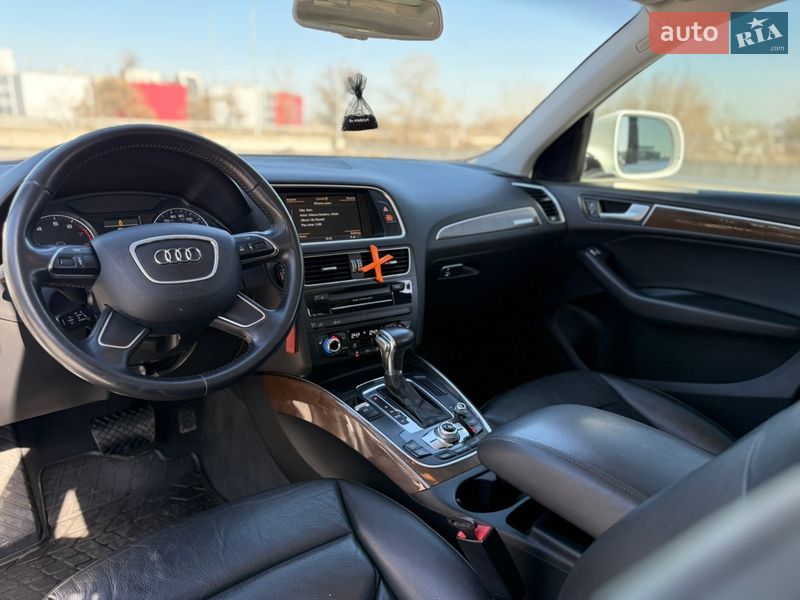 Внедорожник / Кроссовер Audi Q5 2016 в Киеве