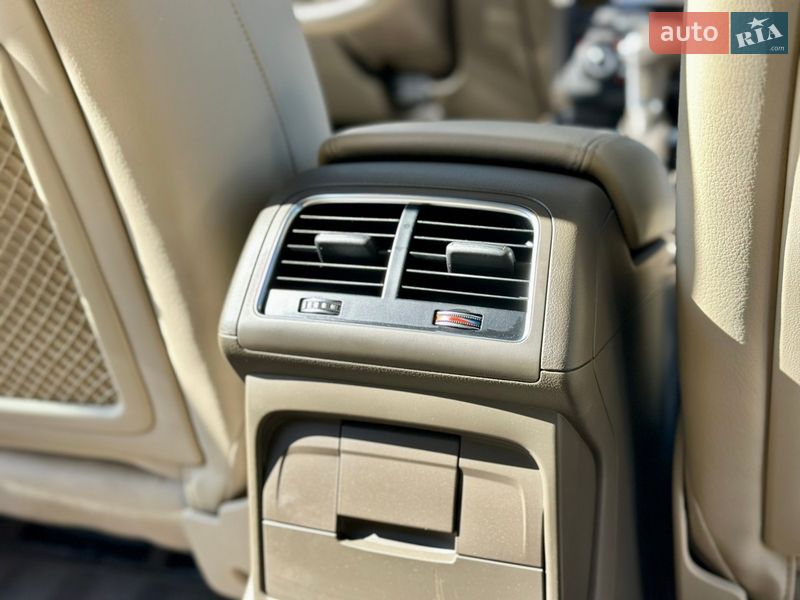 Внедорожник / Кроссовер Audi Q5 2016 в Киеве