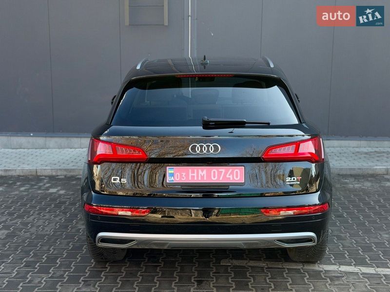 Позашляховик / Кросовер Audi Q5 2019 в Києві