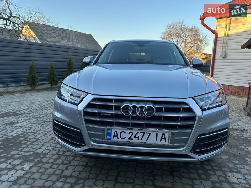 Внедорожник / Кроссовер Audi Q5 2017 в Ратным