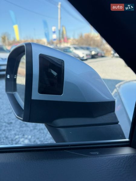 Позашляховик / Кросовер Audi Q5 2018 в Стрию