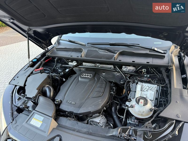 Внедорожник / Кроссовер Audi Q5 2020 в Львове