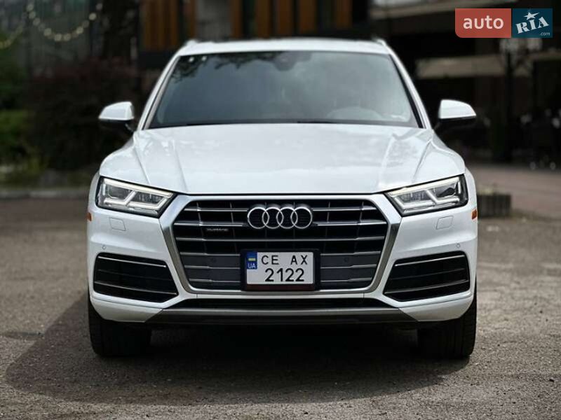 Внедорожник / Кроссовер Audi Q5 2018 в Киеве