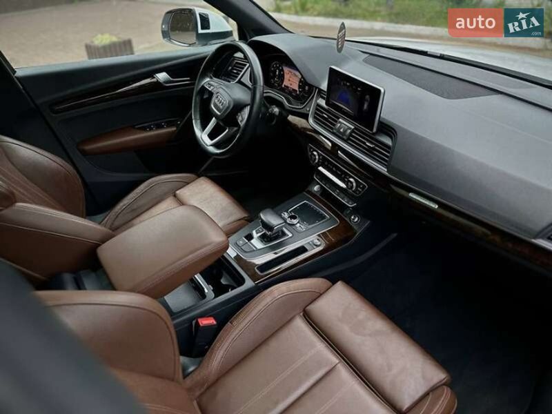 Внедорожник / Кроссовер Audi Q5 2018 в Киеве