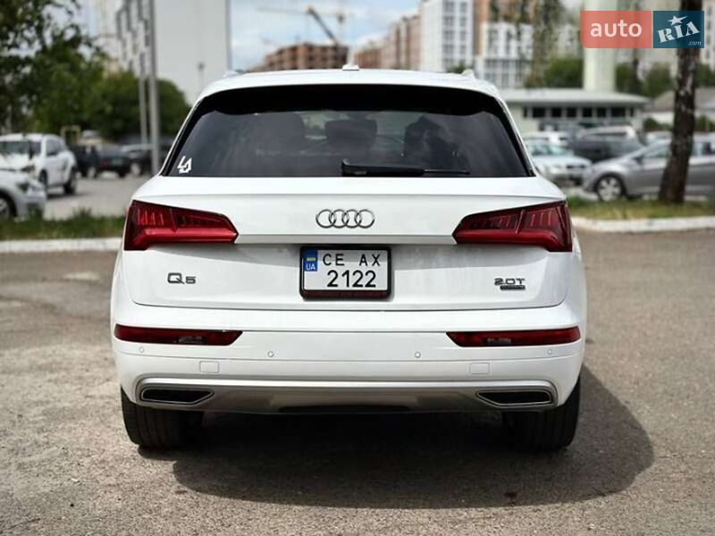 Внедорожник / Кроссовер Audi Q5 2018 в Киеве
