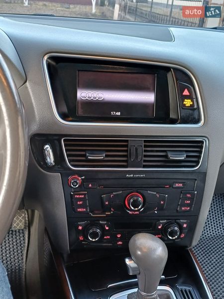 Позашляховик / Кросовер Audi Q5 2011 в Івано-Франківську