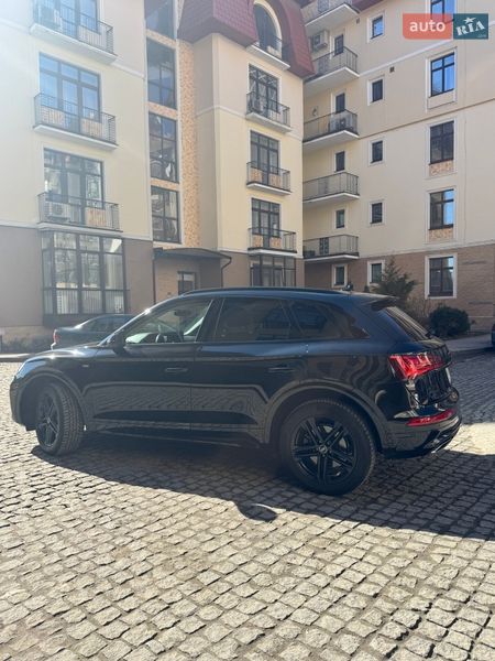 Внедорожник / Кроссовер Audi Q5 2023 в Киеве