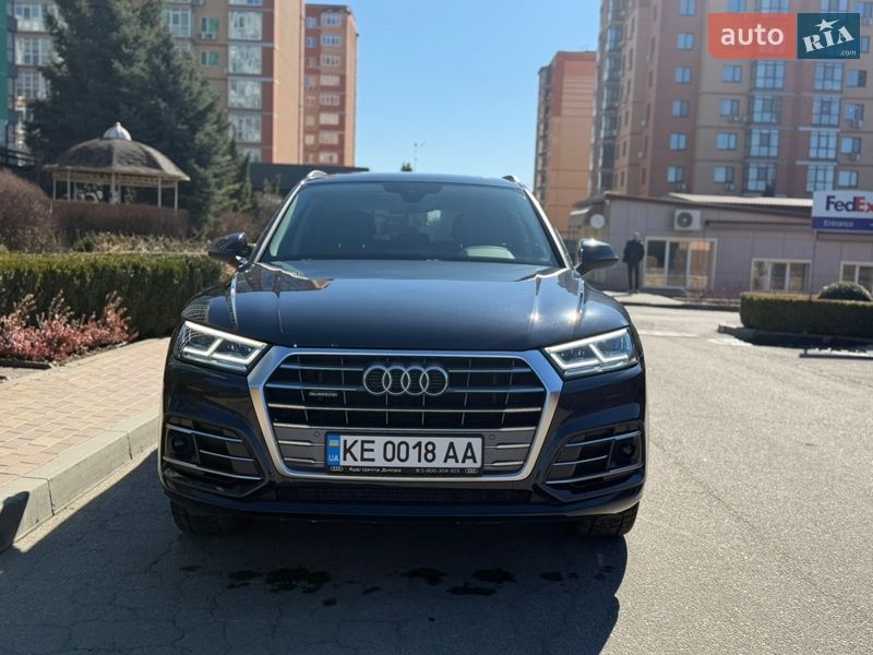 Внедорожник / Кроссовер Audi Q5 2020 в Днепре