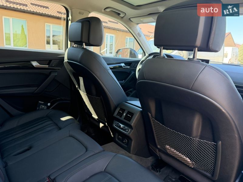 Внедорожник / Кроссовер Audi Q5 2020 в Днепре