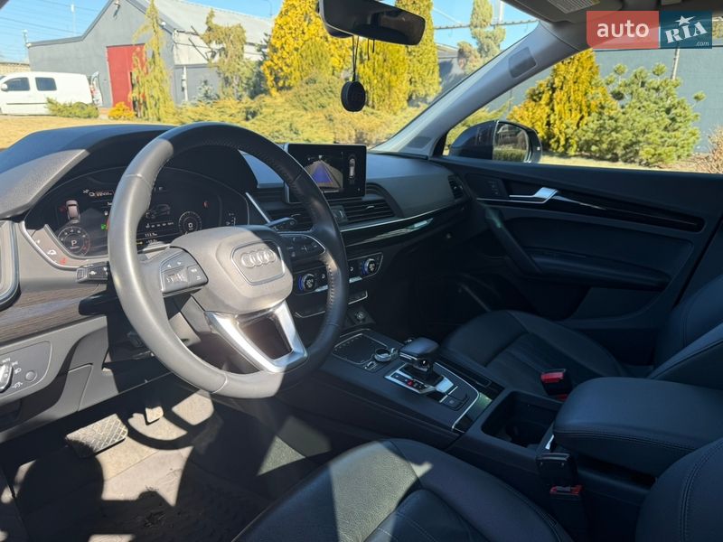 Внедорожник / Кроссовер Audi Q5 2020 в Днепре