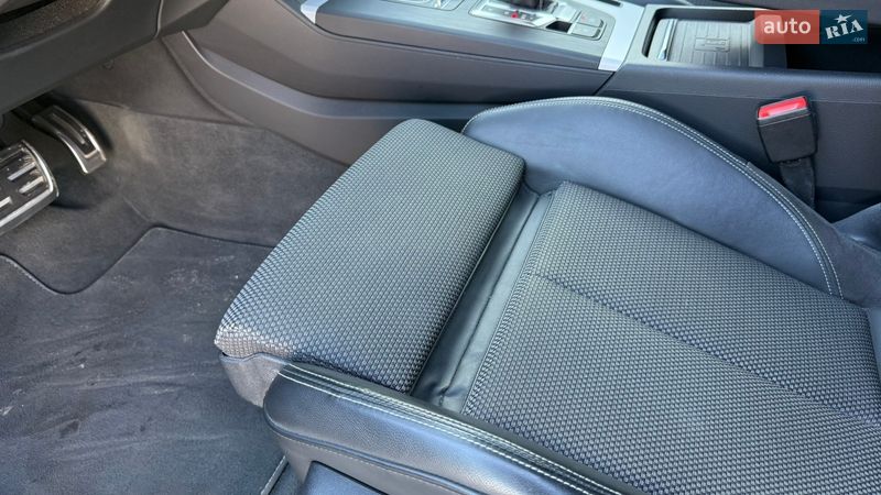 Внедорожник / Кроссовер Audi Q5 2019 в Киеве