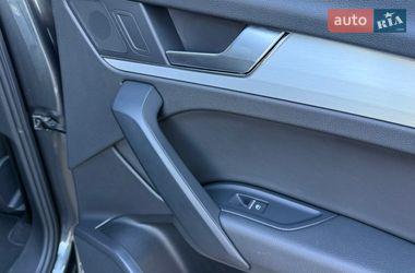 Внедорожник / Кроссовер Audi Q5 2019 в Киеве