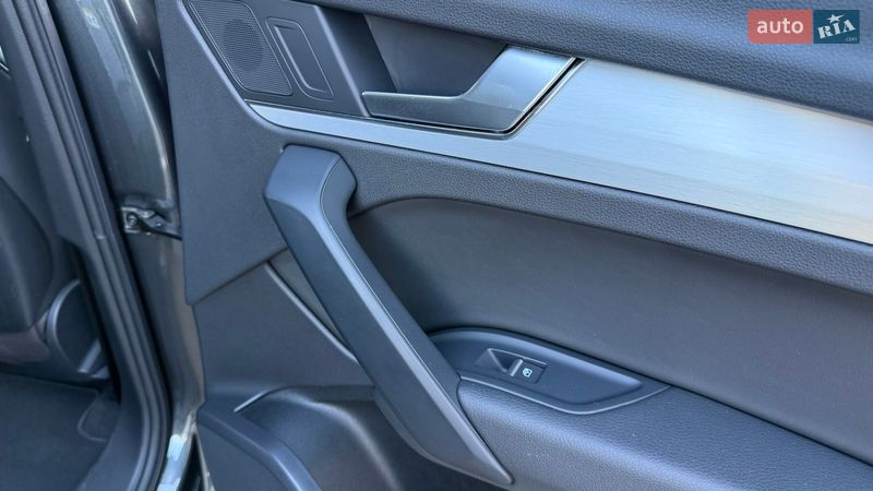 Внедорожник / Кроссовер Audi Q5 2019 в Киеве