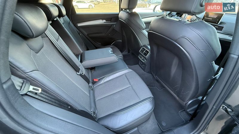 Внедорожник / Кроссовер Audi Q5 2019 в Киеве