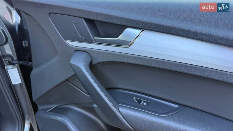 Внедорожник / Кроссовер Audi Q5 2019 в Киеве